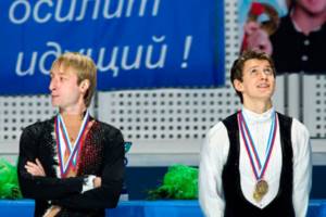 year 2013. The Olympics are approaching. The whole country has no doubt who will go to Sochi from the team of single skaters, when the incredible happens - Plushenko loses at the national championship for the first time in his career. At the same time, the athlete announces his non-participation in the European Championships in Budapest due to the need to prepare for the Olympics in Sochi. 