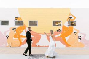 50 Amazing Poses for a Wedding Photo Shoot 22