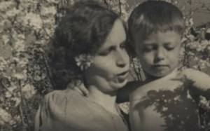 Александр Демьяненко с мамой
