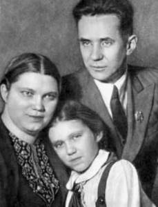 Alexey Kosygin with his wife and daughter