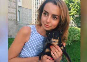 Анжелика Каширина и ее пес по кличке Боня