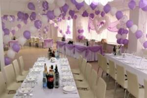 Balloon arches look very beautiful