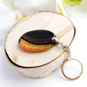 keychain with agate stone
