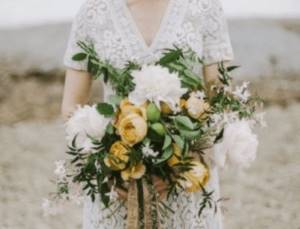bride&#39;s bouquet of chrysanthemums photo
