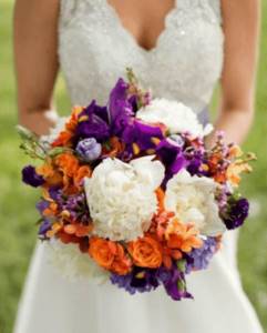 bride&#39;s bouquet rose chrysanthemum