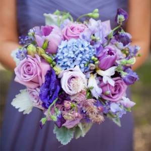 bouquet in pink and blue tones