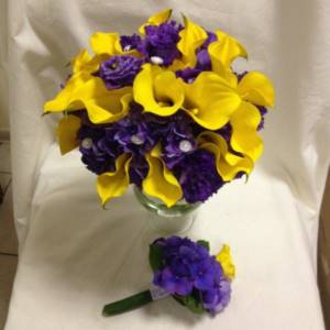 boutonniere and bridal bouquet in purple tones