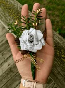 boutonnieres for wedding guests