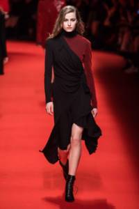 Черно-бордовое платье Philosophy di Lorenzo Serafini