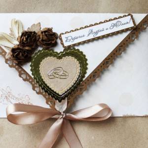 what is traditionally put in envelopes for newlyweds