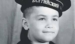 Childhood photo of Nikolai Rastorguev