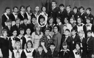 Dmitry Medvedev and his class, 1979