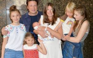 Jamie Oliver: about family, having many children and simple joys