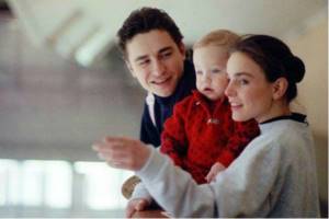 Ekaterina Gordeeva with her husband and daughter