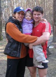 Elena Yushkevich with her husband and daughter