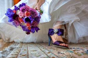 Фиолетовый букет невесты 4