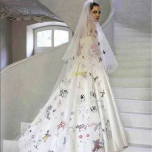 Photo of Hollywood star Angelina Jolie&#39;s wedding dress