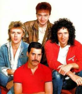 Freddie Mercury with Queen musicians