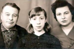 Galina Petrova in childhood with her father and mother
