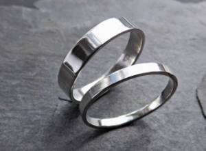Smooth wedding rings