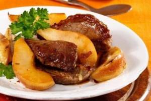 Beef with pear slices - Hot dishes for the festive table recipes