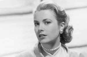 Grace Kelly was often compared to Greta Garbo, both of them were hated by newspapermen for their desire to lead a truly private personal life.