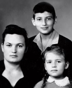 Igor with his mother and sister