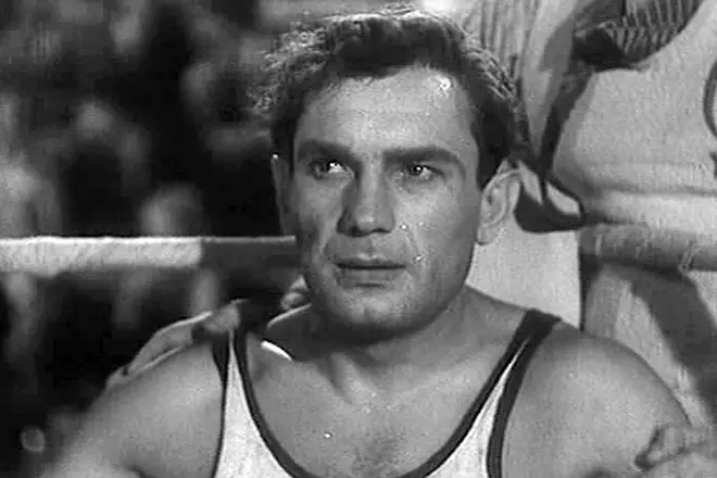 Ivan Pereverzev in the film “The First Glove”