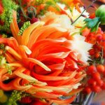 how to arrange a bouquet of dahlias