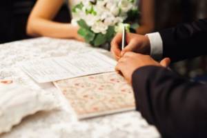 How to submit an application to the registry office