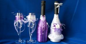How to decorate champagne for a wedding with satin ribbons?