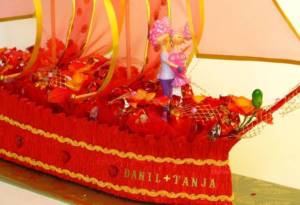 Candy ship for wedding 5