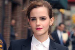 In addition to the art of cinema, Emma Watson is interested in the world of fashion. In 2009, the actress began her modeling career and became the face of the autumn-winter clothing collection of the Burberry fashion house. In 2011, Watson was chosen as the new face of Lancôme. 