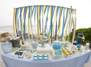 The best option to celebrate a wedding in a nautical style is on the seashore or river