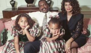 Little Beyoncé with her parents and younger sister Solange