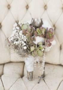 small white bridal bouquet