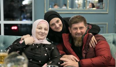 Medni Kadyrova (Musaeva) (far left) and Ramzan Kadyrov