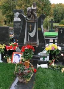 Valentina Tolkunova&#39;s grave