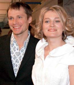 In the photo: Andrey Kuzichev and Victoria Tolstoganova