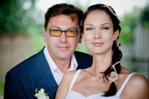 In the photo: Mikhail Mukasey with his wife Ekaterina Gamova