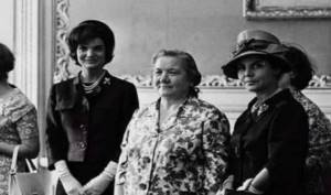 In the photo: Nina Khrushcheva and Jacqueline Kennedy