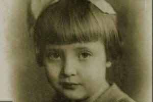 На фото: Татьяна Доронина в детстве