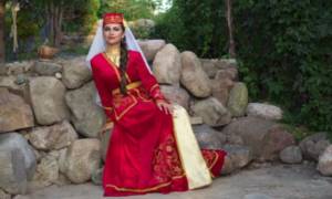 bride in the park of Karachay-Cherkessia
