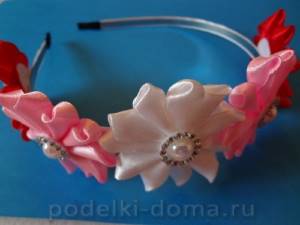 flower headband made from ribbons