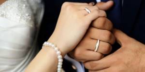 All countries wear a wedding ring on different hands.