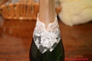 DIY champagne wedding clothes made from ribbons