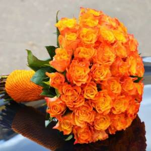 orange bouquet of roses for wedding