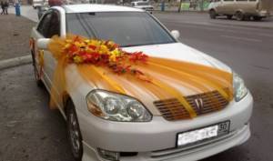 autumn car decoration
