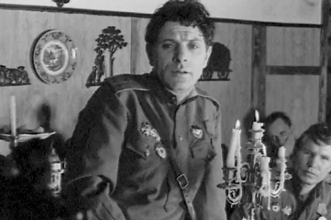 Pyotr Todorovsky in the film “It Was the Month of May”