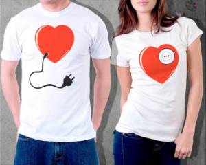 Предложение руки и сердца на футболке